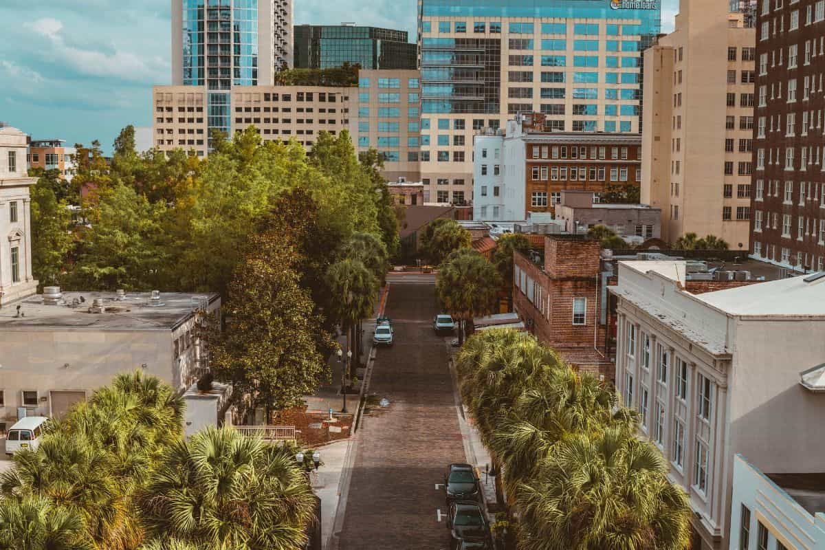 Bird's eye view of a street in downtown Orlando, Florida