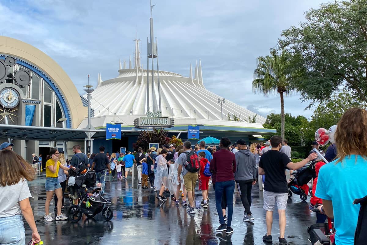 People lining up to go into Space Mountain
