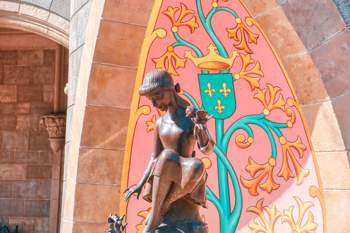 Cinderella Statue in Fantasyland, Magic Kingdom.