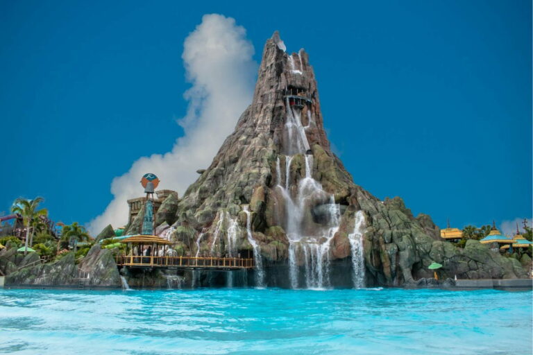 Does Volcano Bay Have Express Passes?