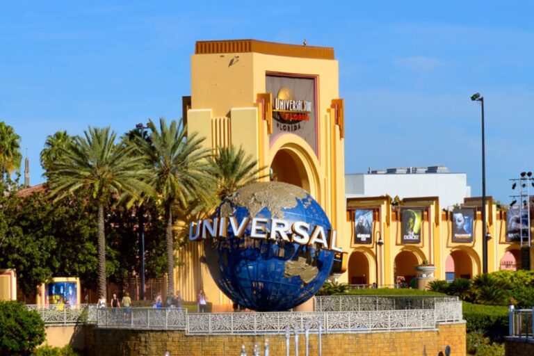 Universal Orlando Annual Passes Comparison: Which One Is Best for You?
