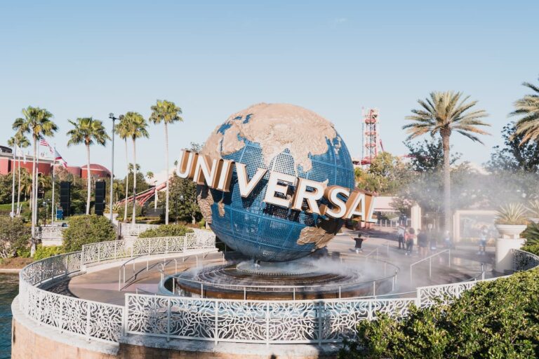 Do Universal Orlando Annual Passholders Get Discounts On Tickets?